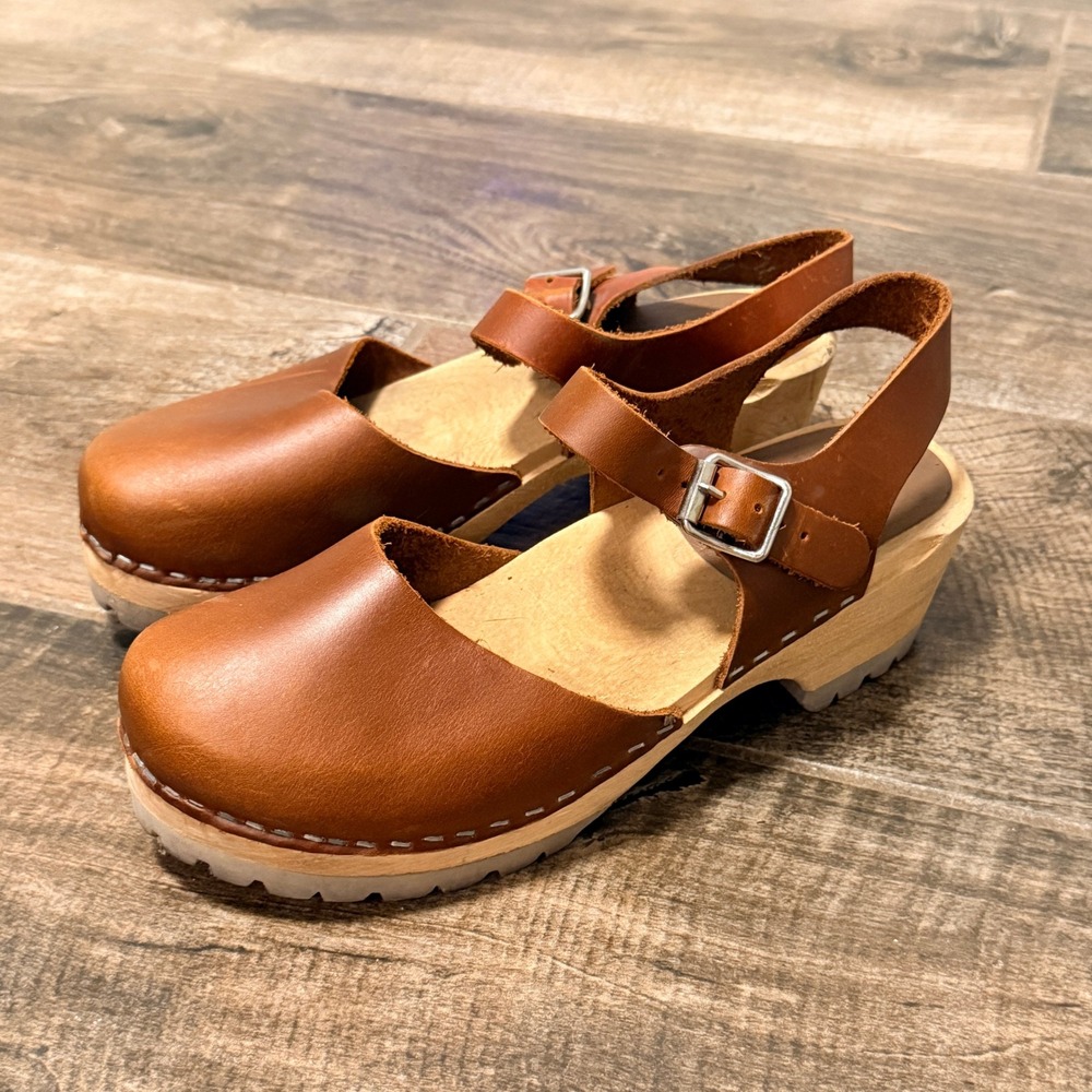 MIA Women's Sofia Leather T-Strap Buckle Wooden Clogs, Luggage Brown,39(8.5)